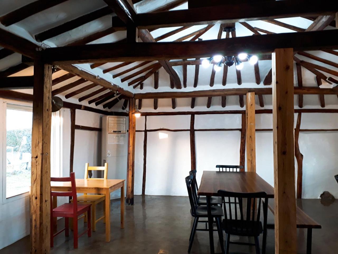 Hadori Mindfulness Villa Jeju Buitenkant foto